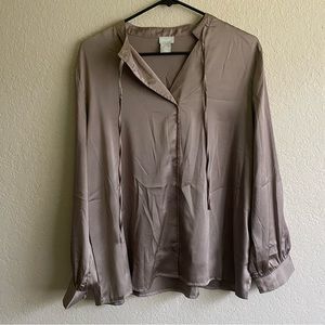 Chicos NWT asymmetrical tie neck top